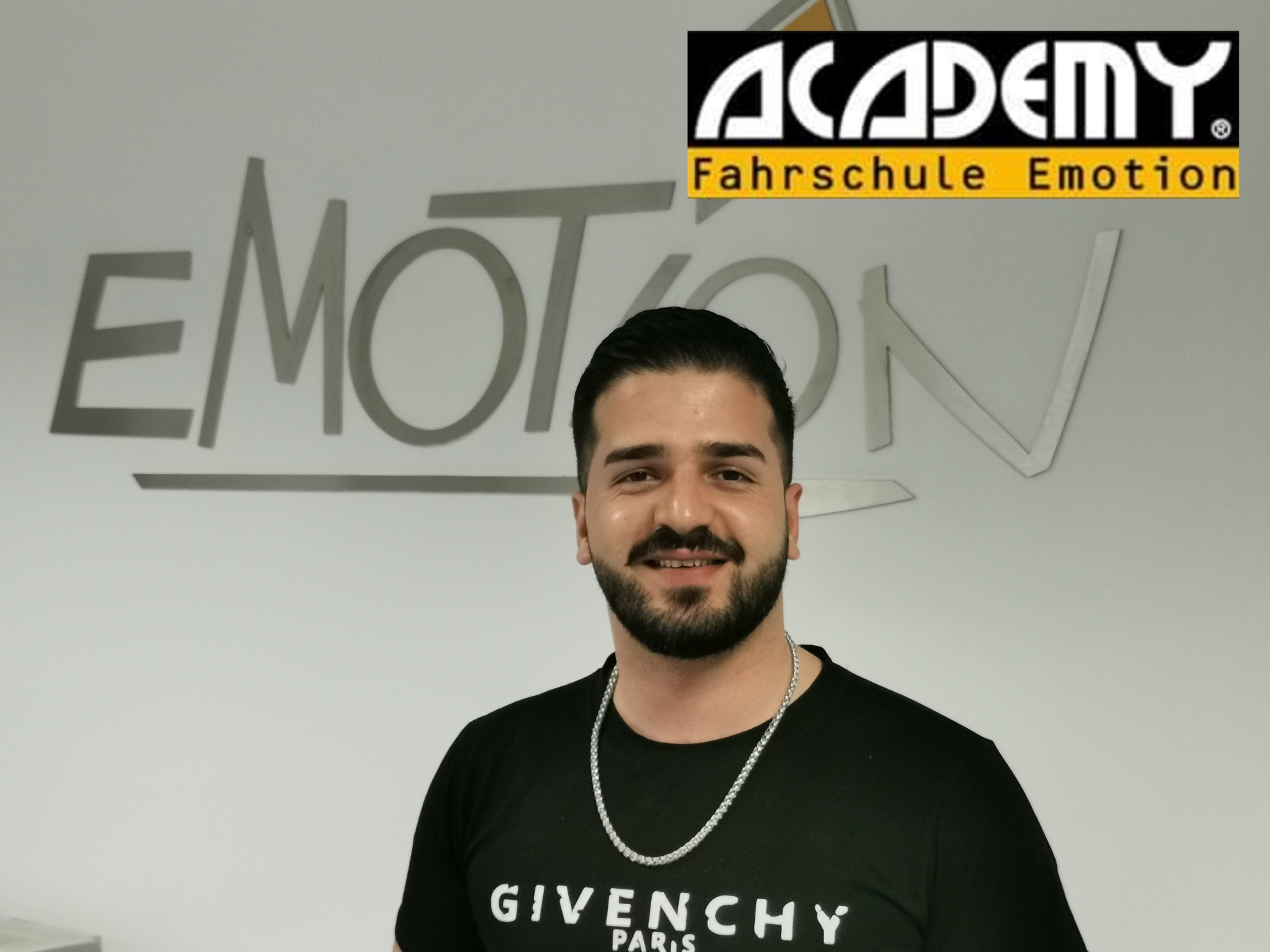 de.academy.fahrschulen.model.instructor.Instructor@ea24